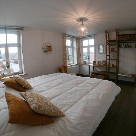 Au Pied Du Hetre Villa Турне Екстериор снимка