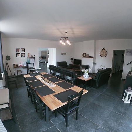 Au Pied Du Hetre Villa Турне Екстериор снимка
