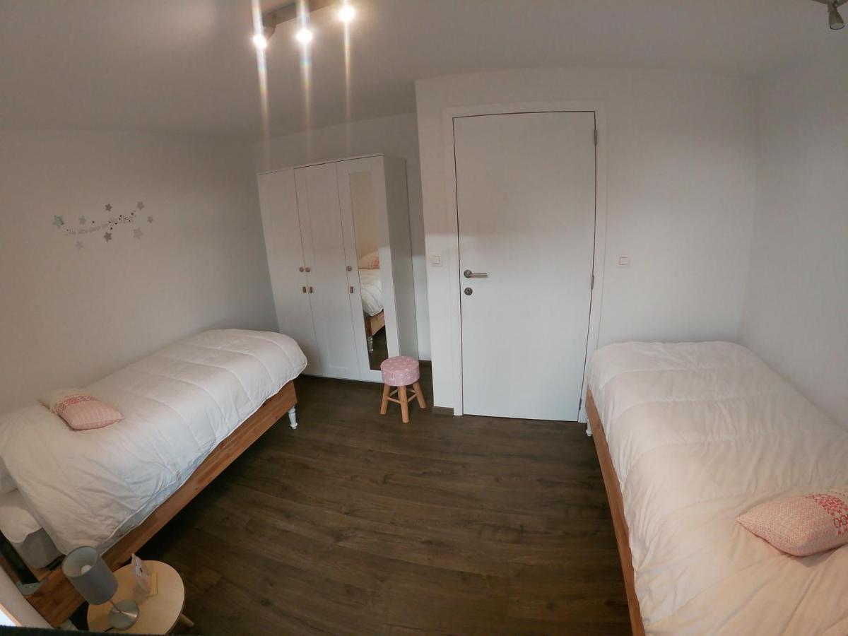 Au Pied Du Hetre Villa Турне Екстериор снимка